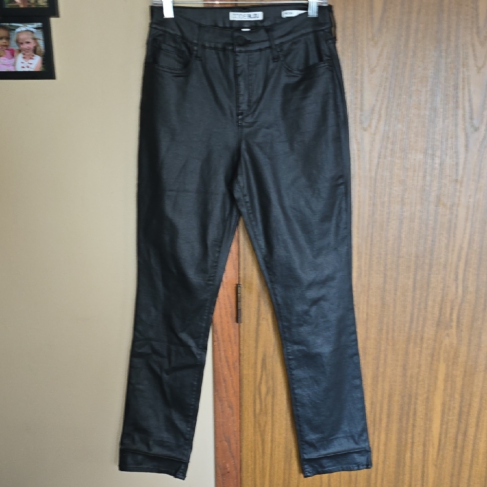 Code Bleu Black Apparel - Picture 1 of 4